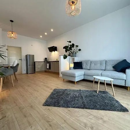 Modern, Stylisch Und Zentral! Apartment Meuselwitz Exterior photo