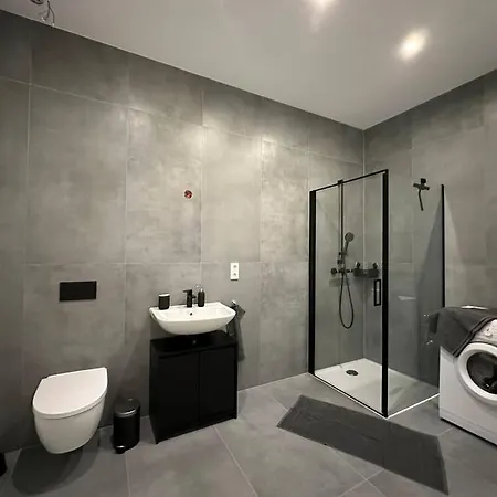 Modern, Stylisch Und Zentral! Apartment Meuselwitz Exterior photo